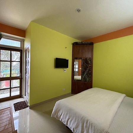 Zu-Zu Hostels Shimla Ngoại thất bức ảnh