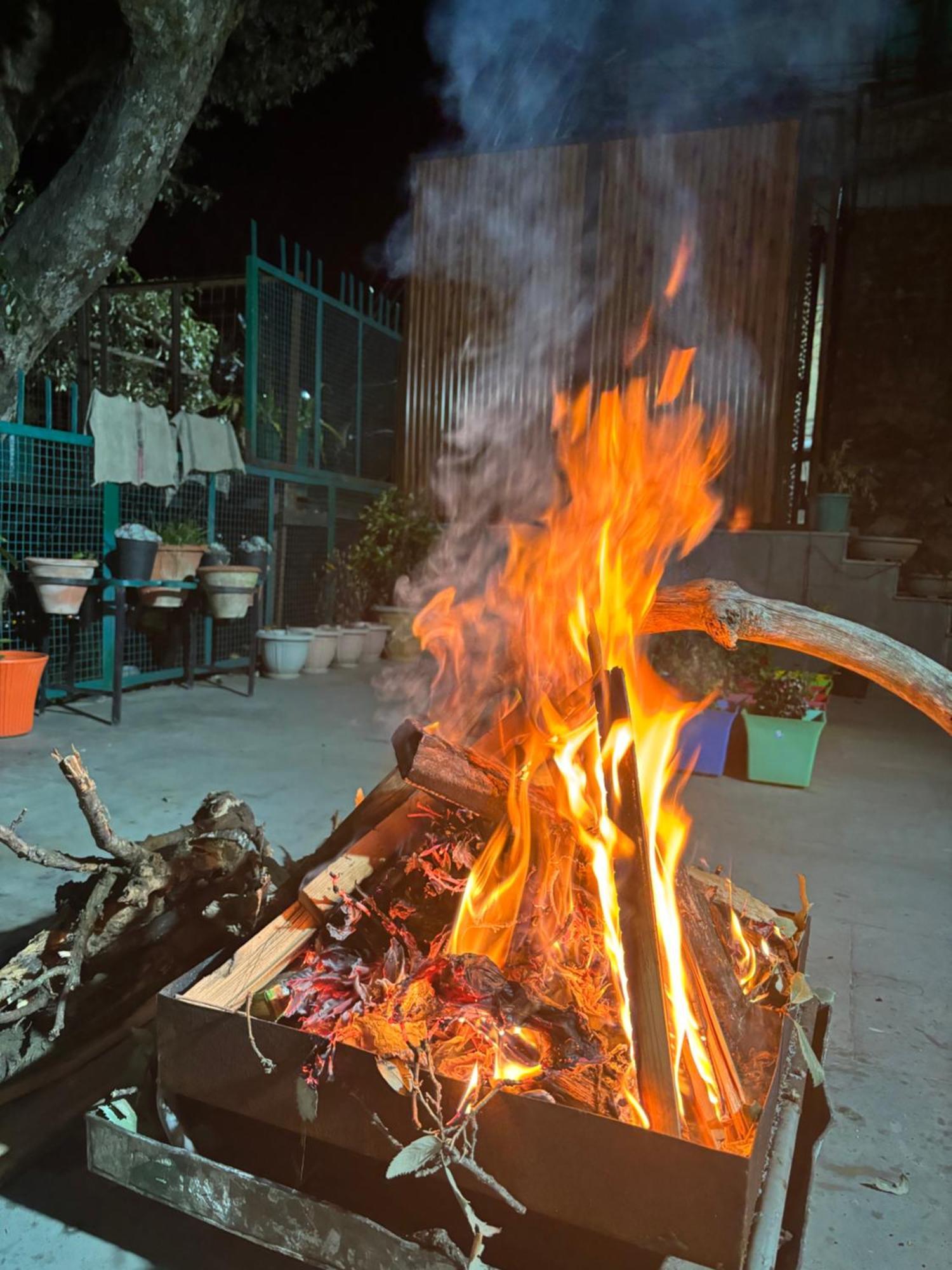 Zu-Zu Hostels Shimla Ngoại thất bức ảnh